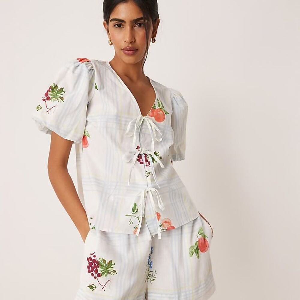 NWT Nobody’s Child Fruit Tie Front Puff Sleeve Top Size 6